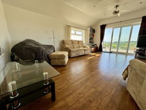 Sun Room- click for photo gallery